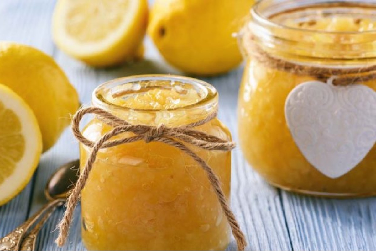 Ricette con il limone: le proposte fresche e nutrienti di Melarossa 23 ricette con limone: marmellata di limoni