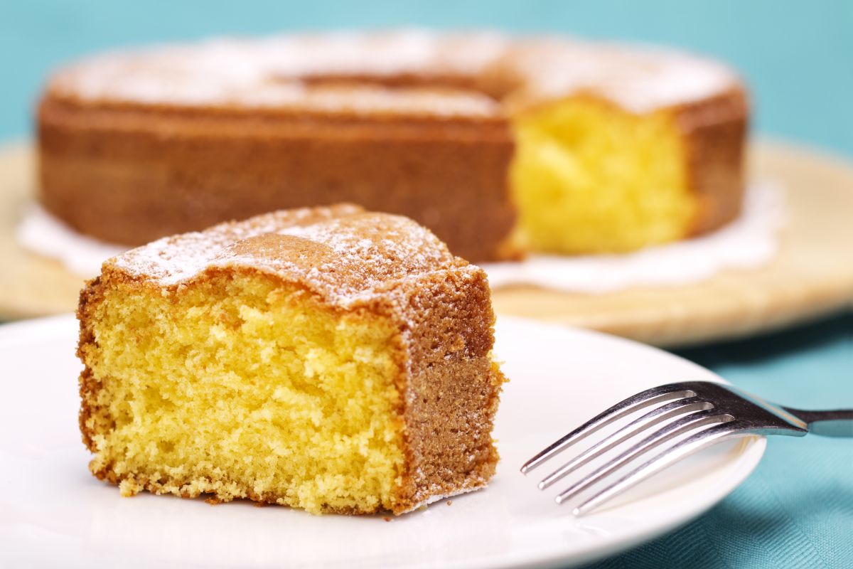 Torta al limone: un dolce goloso, profumato e soffice 4 Torta al limone: per una colazione ricca