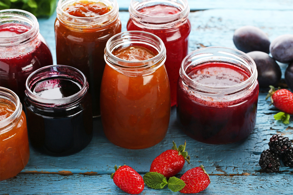 Gli alimenti con meno di 120 calorie da inserire nella tua dieta 7 Alimenti con meno di 120 calorie: composte