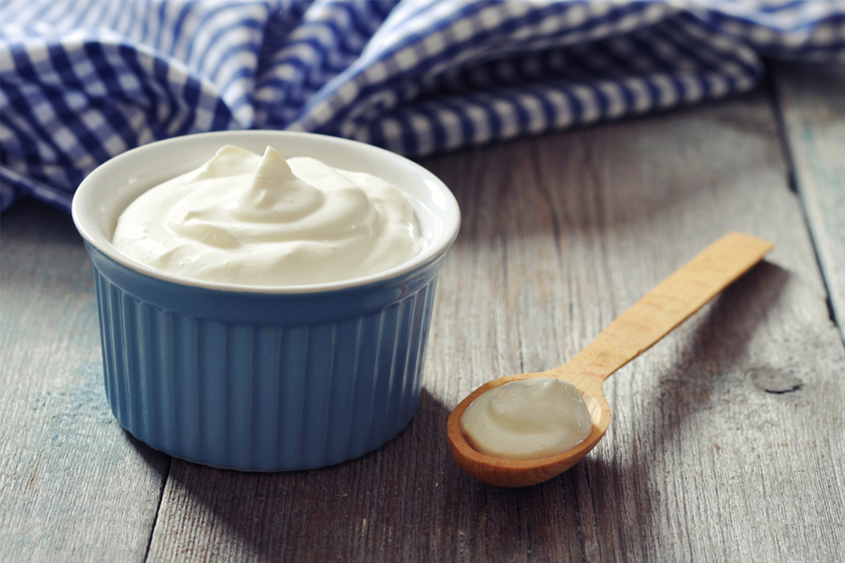 Gli alimenti con meno di 120 calorie da inserire nella tua dieta 40 Alimenti con meno di 120 calorie: yogurt greco