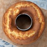 Ciambellone all'acqua, la ricetta soffice senza latte 1 Ciambellone all'acqua: leggero e gustoso