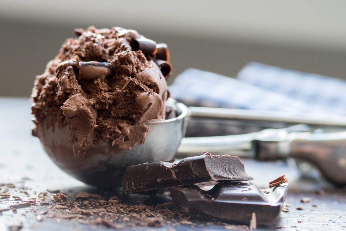Gelato fatto in casa: come si prepara, calorie e tante ricette gustose 9 gelato al cioccolato