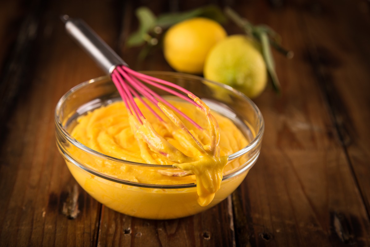 Crema pasticcera: ingredienti e ricetta della preparazione classica 4 crema pasticciera