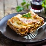 Lasagne al forno, la ricetta classica di un piatto amato da tutti 1 lasagne al forno: il primo della tradizione
