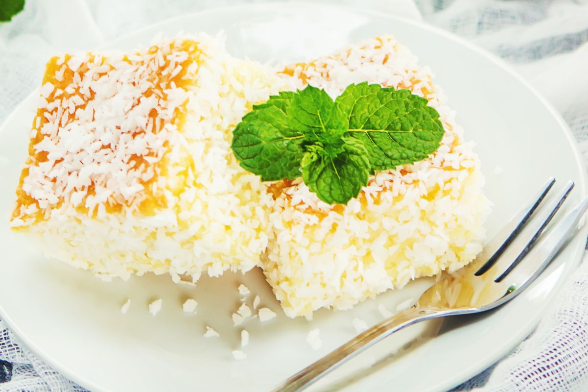 Torta al cocco, un dolce esotico e goloso per l'estate 1 Torta al cocco: profumata e golosa
