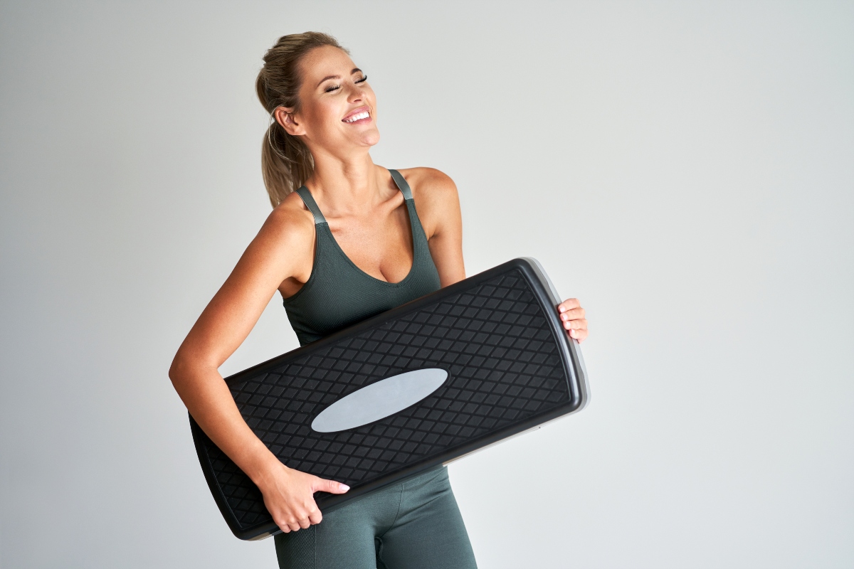 L'allenamento con lo step: benefici dello step, i migliori esercizi per tonificarti, guida all'acquisto 7 Allenamento con lo step: i migliori attrezzi