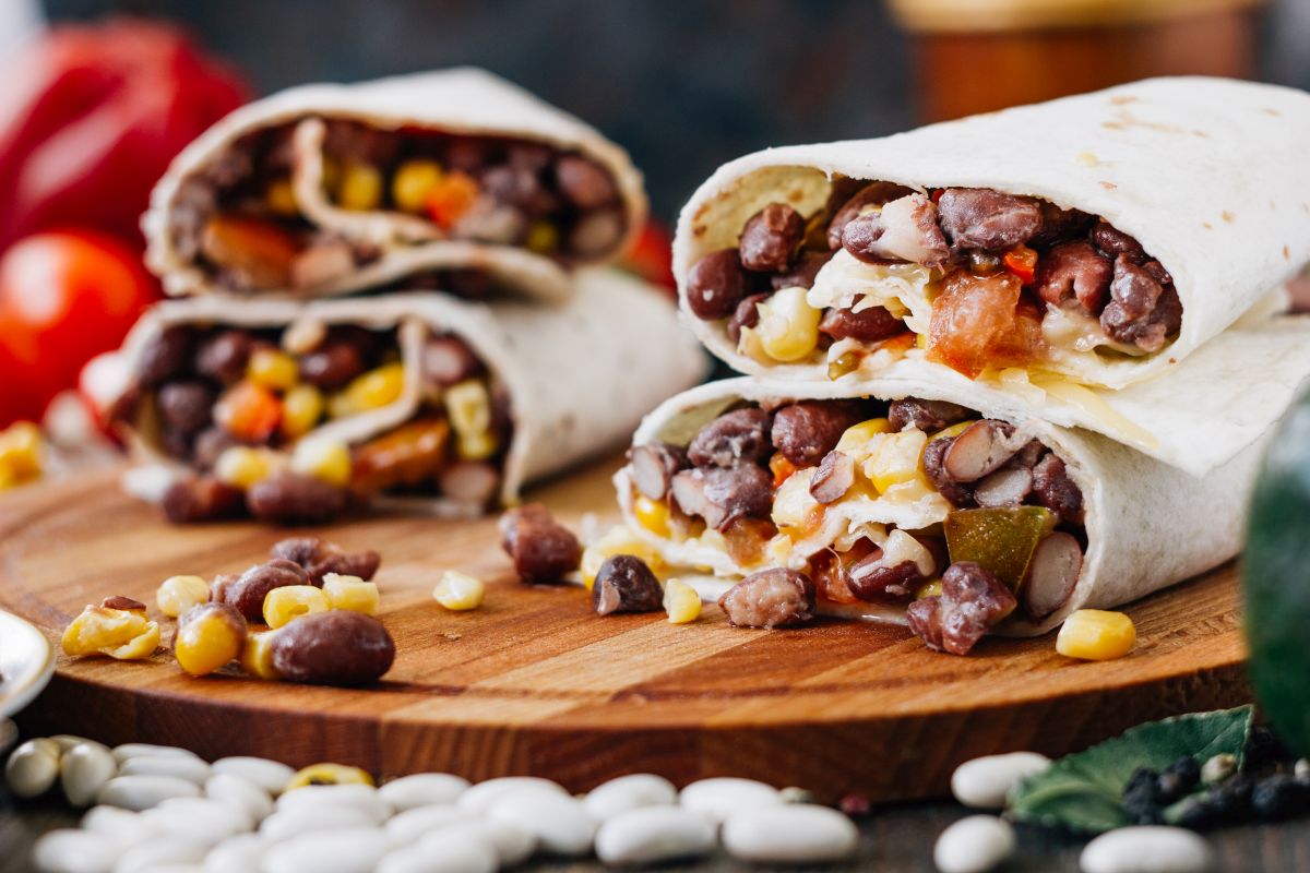 Burrito, dal Messico il delizioso rotolo con carne e formaggio 6 Burrito: provalo in versione vegetale