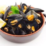 Impepata di cozze: la ricetta dell’antipasto di mare semplice e veloce 2 Impepata di cozze: un antipasto di mare squisito