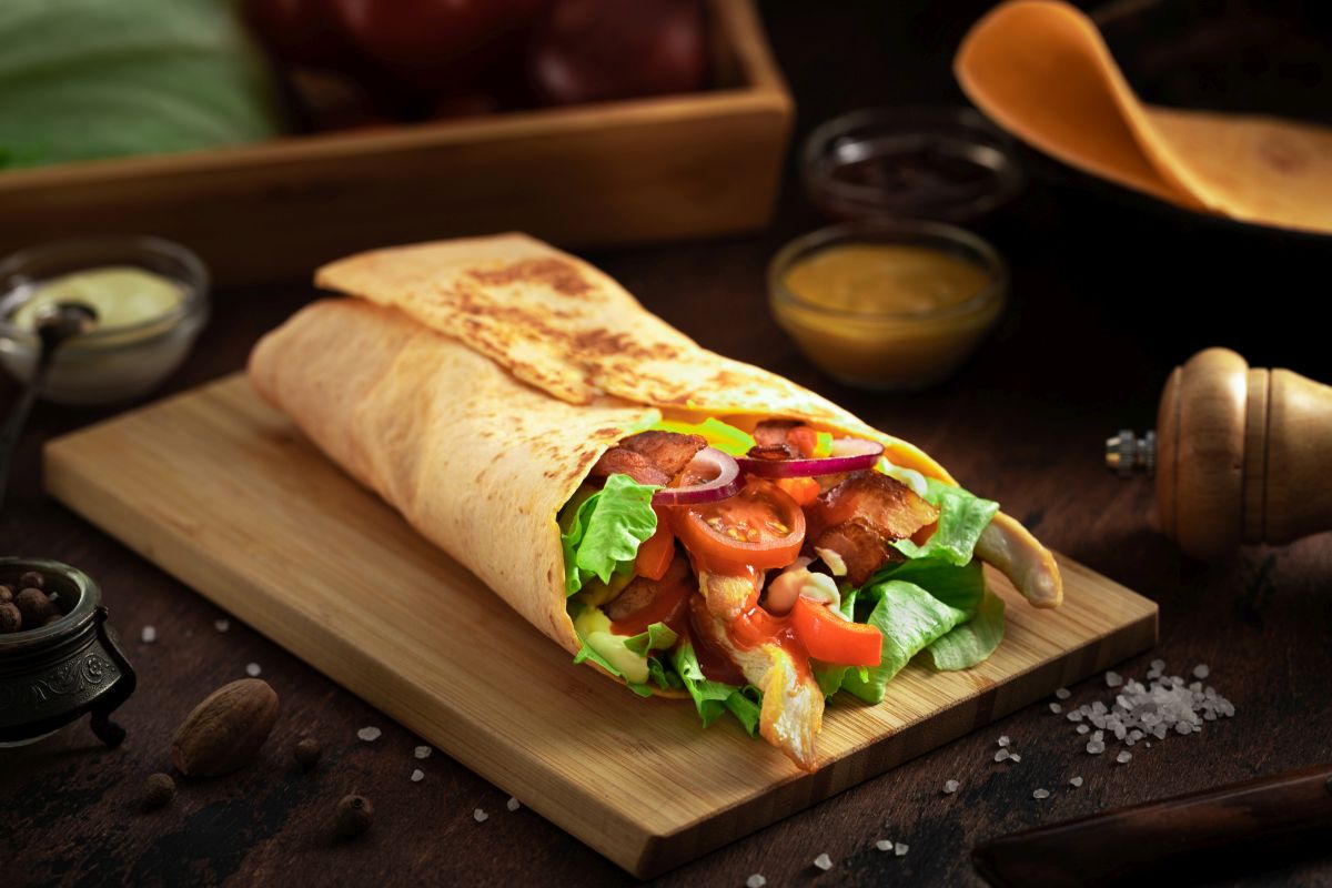 Burrito, dal Messico il delizioso rotolo con carne e formaggio 1 Burrito: provalo con il pollo