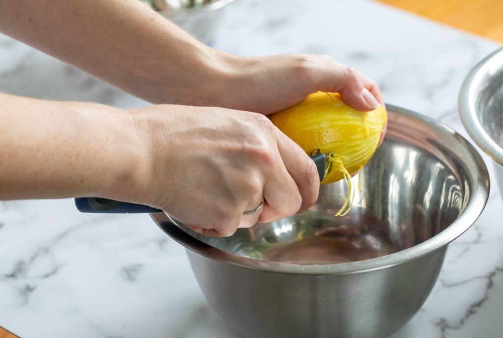 Crema al limone: la ricetta semplice e come si fa 2 scorza di limone per la crema