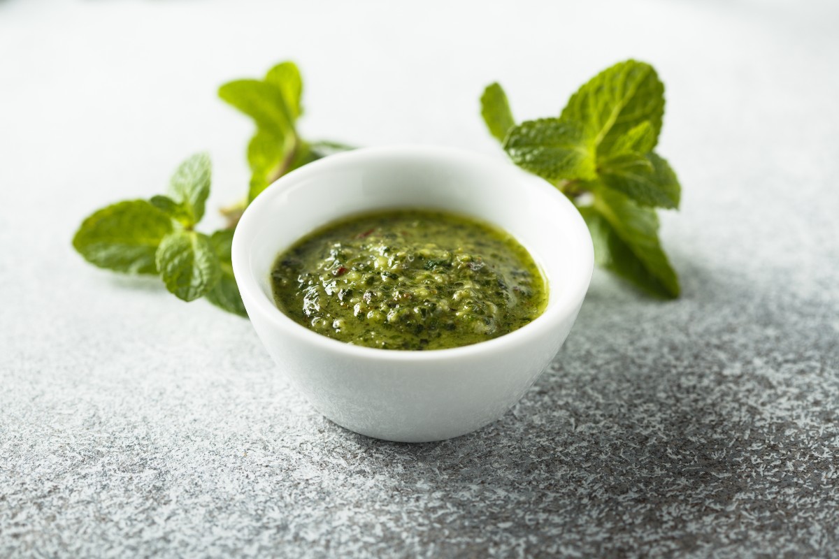 Pesto di menta: la ricetta facile e fresca 2 ricetta pesto di menta