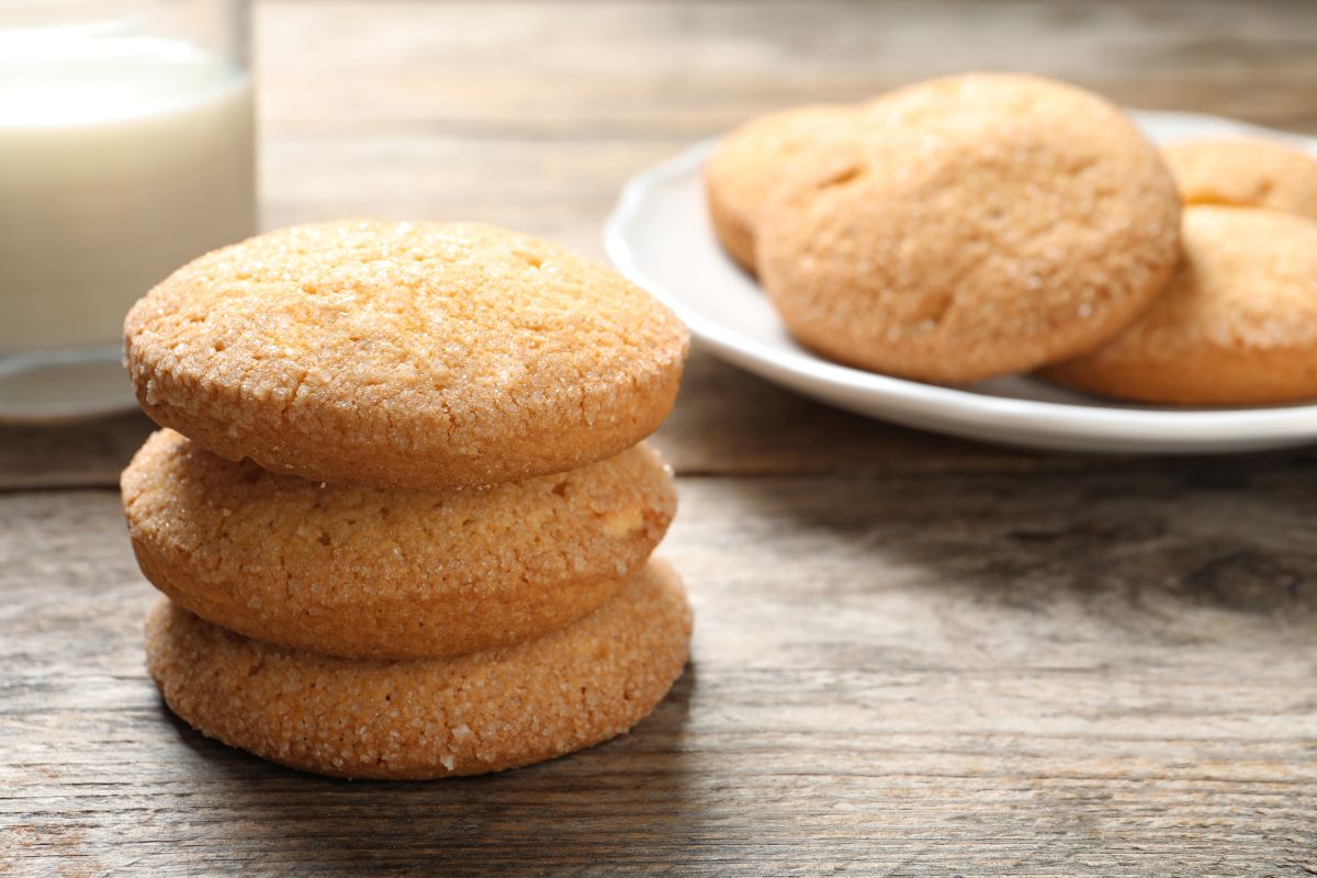 Biscotti al burro, prepara in casa i dolcetti più squisiti 1 biscotti al burro: dolci e friabili
