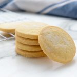 Biscotti al burro, prepara in casa i dolcetti più squisiti 2 Biscotti al burro: deliziosi a merenda e colazione