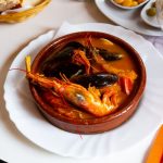 Cacciucco, la ricetta tradizionale del piatto simbolo di Livorno 2 Cacciucco, la squisita zuppa di pesce livornese
