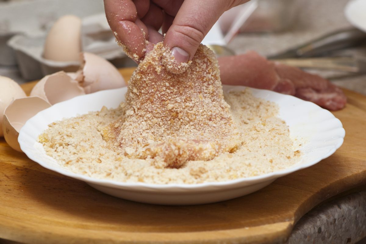 Pangrattato, cos’è e come farlo in casa 7 pangrattato, ideale per la panatura