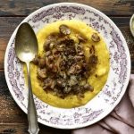 Come fare la polenta in casa, calorie e ricette tutte da gustare 1 Polenta, un piatto della tradizione