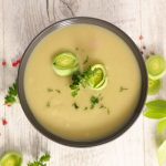 Vellutata di porri e patate: una ricetta detox e cremosa 1 Vellutata di porri, leggera e saporita