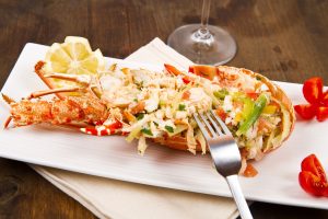 Astice alla catalana, un antipasto d&rsquo;effetto per le cene di festa