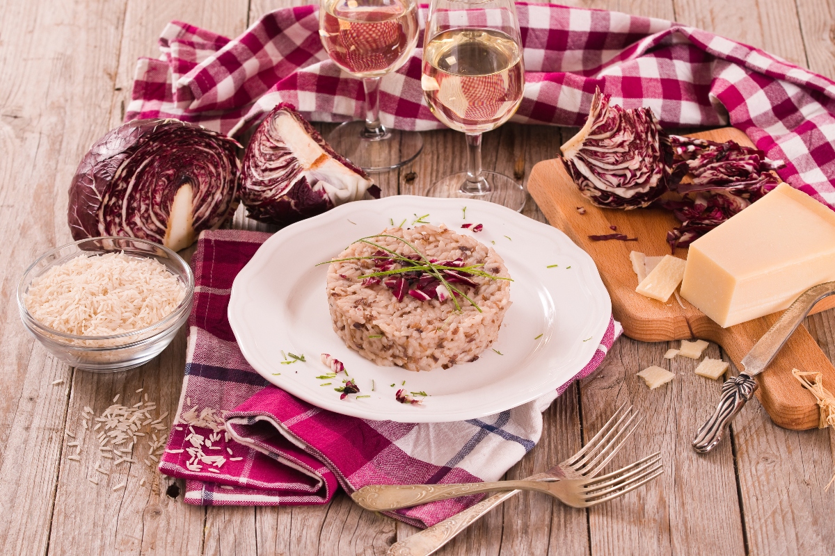 Verdure di dicembre: scopri le verdure di stagione per fare il pieno di vitamine 11 verdure di dicembre: radicchio