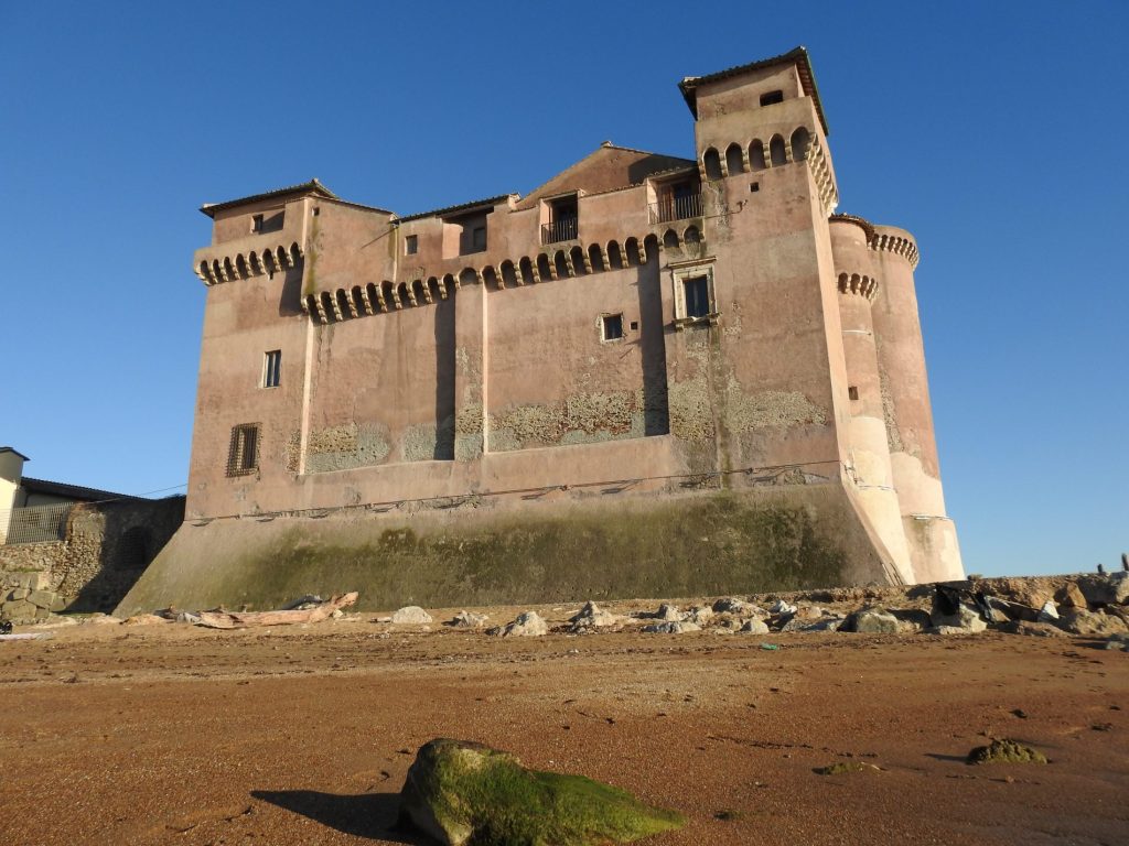 Alla scoperta del castello di Santa Severa, una spiaggia piena di storia 4 castello di santa severa 4