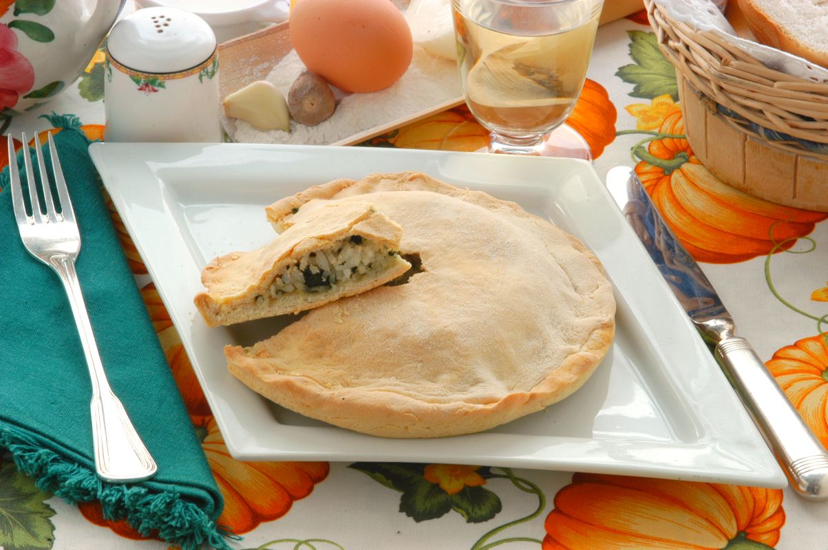 Erbazzone, la tradizionale torta di verdure emiliana 4 erbazzone, variante col riso