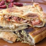 Tiella di Gaeta, una golosa torta salata ripiena 1 Tiella di Gaeta ricetta