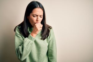 Tracheite: cos&rsquo;&egrave;, quali sono i sintomi e le cause,  diagnosi, cura e rimedi naturali