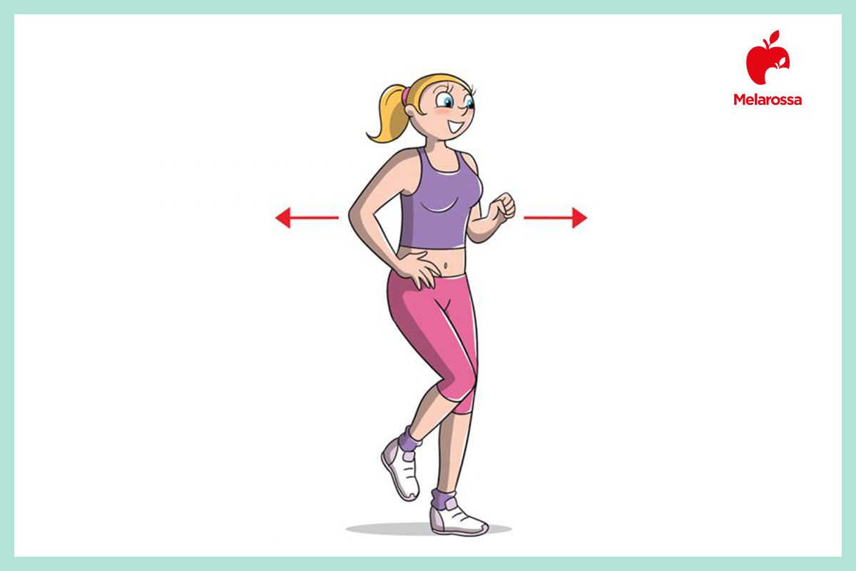 Walk at home o camminata attiva in casa: programma di 4 settimane per bruciare calorie velocemente 2 Illustrazione di una donna che spiega come fare la camminata avanti e dietro con frecce durante un programma di walk at home. A destra Logo Melarossa