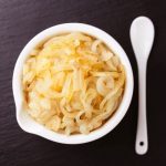 Cipolle caramellate, il contorno appetitoso che tutti amano 2 cipolle caramellate ricetta