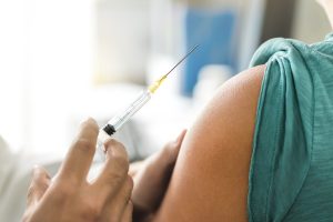 Epatite A: che cos&rsquo;&egrave;, sintomi, cause, diagnosi, cura e come si trasmette, vaccino anti-epatite A (HAV)
