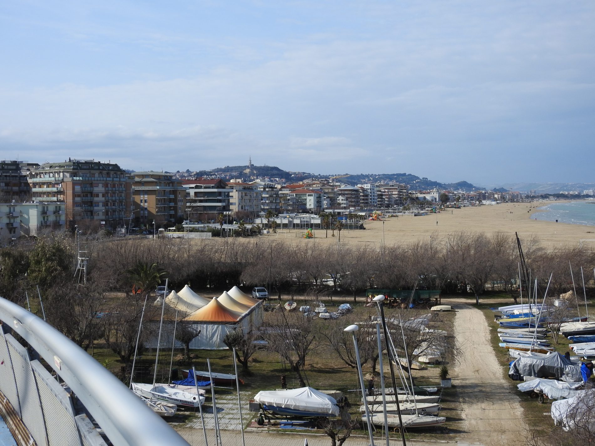 Alla scoperta di Pescara: musei, spiagge e gastronomia 5 pescara spiaggia