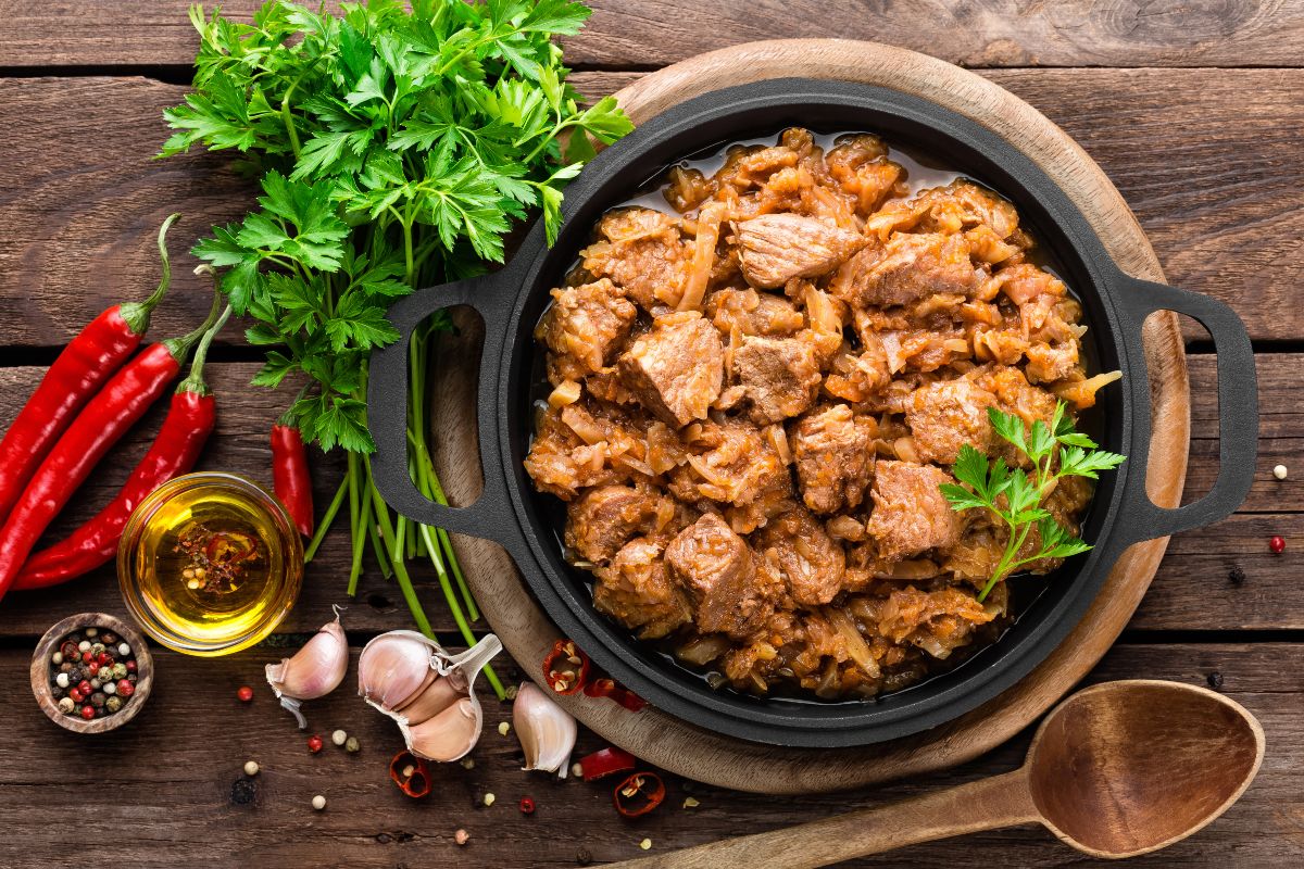 Ricette con le patate: le migliori da provare facilmente a casa 9 spezzatino con patate