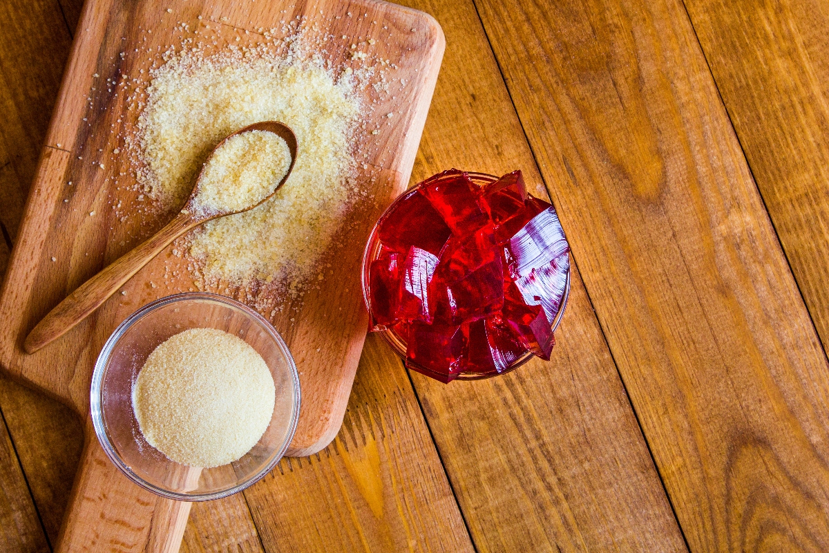 Agar agar, cos'è, a cosa serve, proprietà e benefici per la salute, valori nutrizionali, usi e ricette 1 agar agar: come si usa