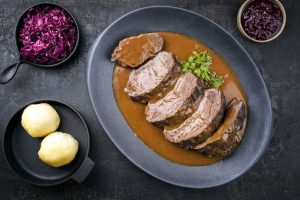 Brasato al Barolo, un secondo di carne saporito e succulento