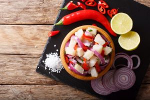 Ceviche, il crudo di pesce tipico del Per&ugrave;