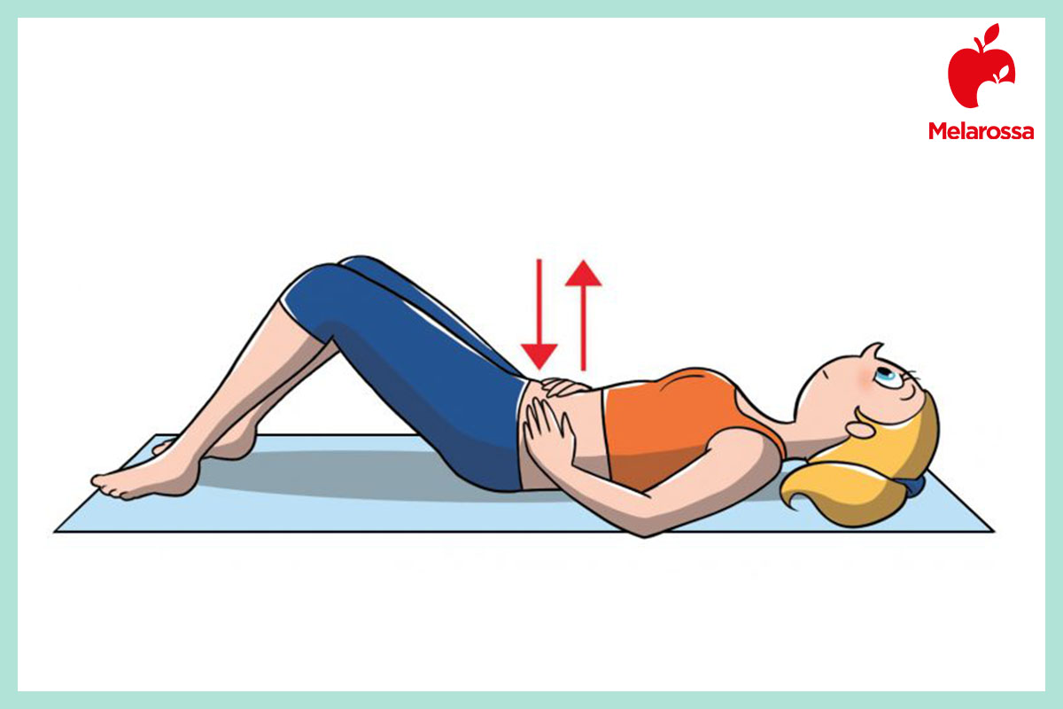Yoga challenge: programma di 30 giorni per ritrovare la forma e l'armonia 3 grafica che fa vedere donna che esegue respirazione addominale durante lo Yoga challenge