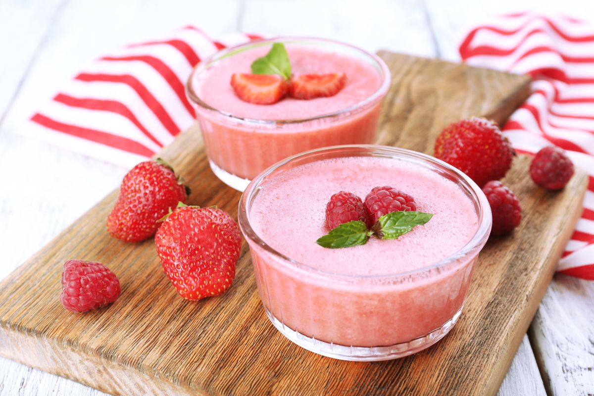 Ricette con le fragole, colorate e leggere 8 mousse di fragole
