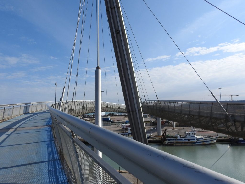 Alla scoperta della nuova Pescara, dei suoi panorami e del Lungomare 8 pescara ponte del mare 5
