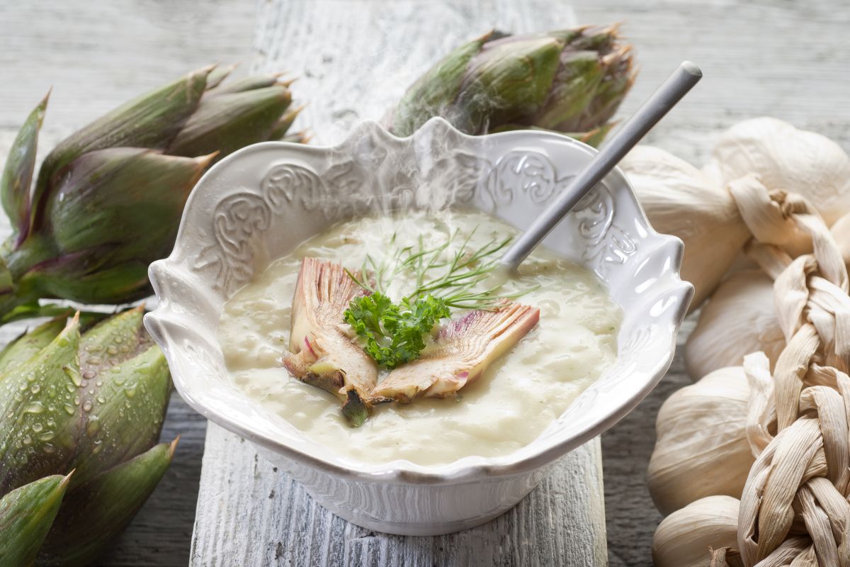 Vellutata di carciofi, un piatto detox ideale per la primavera 6 vellutata di carciofi a dieta