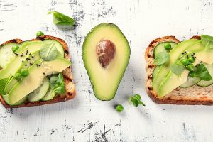 Mangiare un avocado al giorno fa bene?