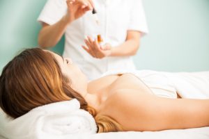 Rescue Remedy: cos&rsquo;&egrave;, benefici, posologia e a cosa serve la miscela di fiori di Bach