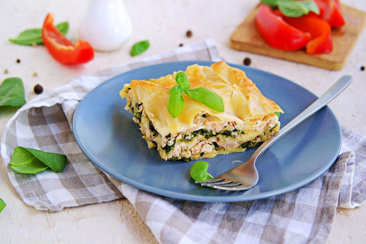 Lasagne al salmone, un primo veloce, sano e goloso 5 lasagne al salmone nella dieta e nei menù