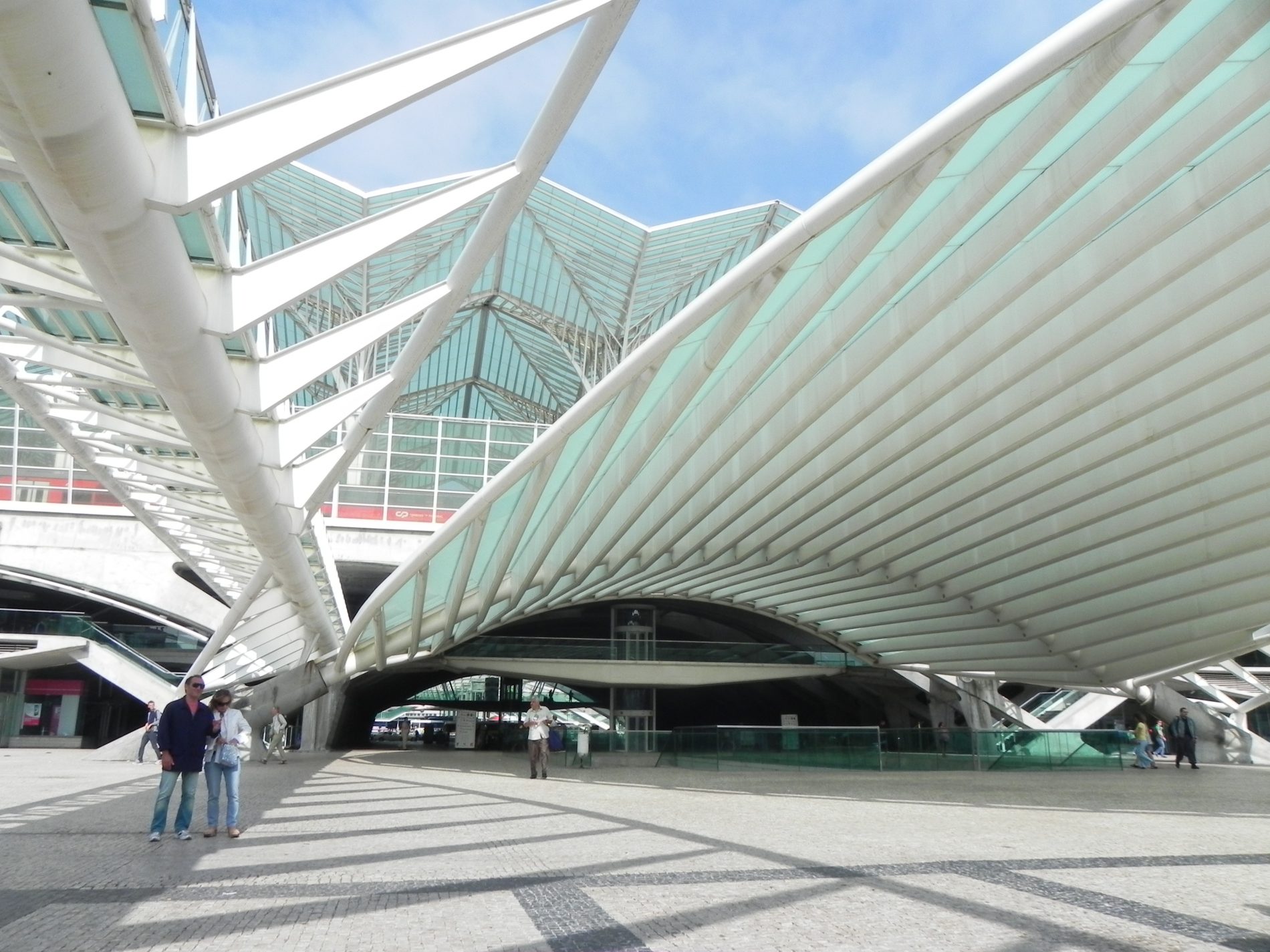 Alla scoperta di Napoli e della Chiesa di San Gennaro a Capodimonte 1 lisbona stazione oriente calatrava