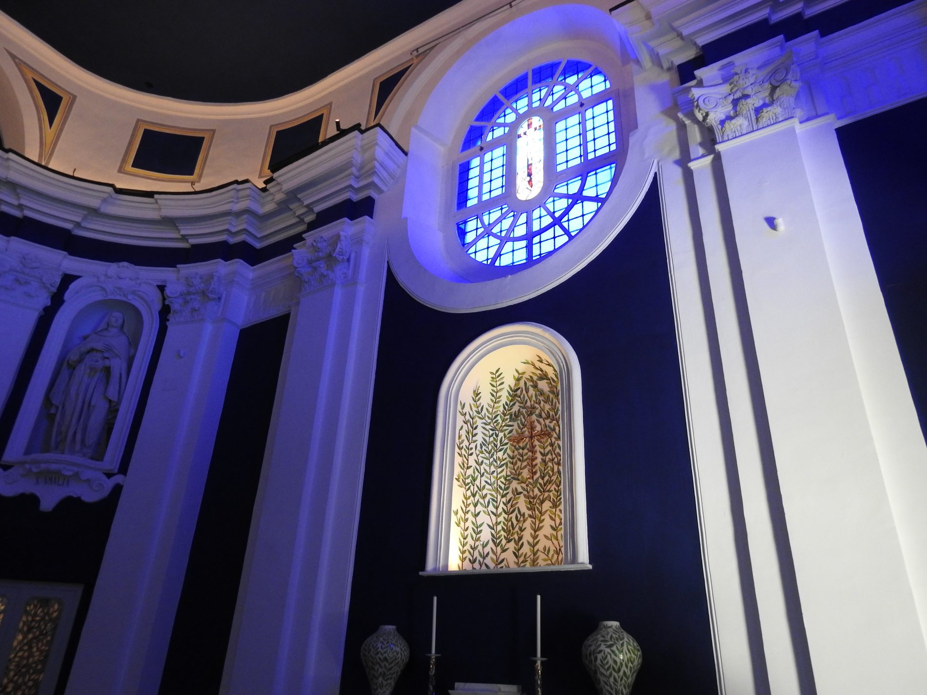 Alla scoperta di Napoli e della Chiesa di San Gennaro a Capodimonte 4 napoli capodimonte cappella san gennaro interno 2