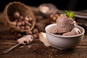 Gelato alla nocciola, il dessert fresco, goloso e genuino
