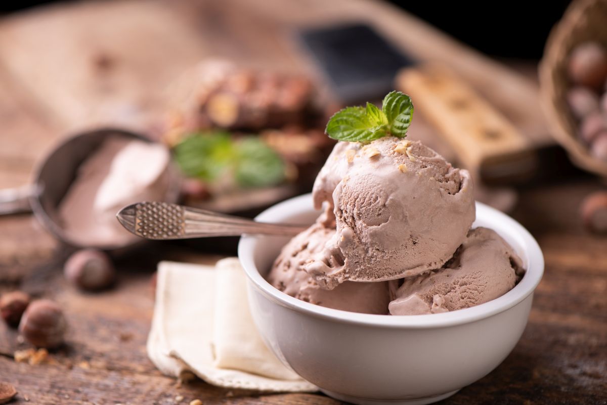 Gelato alla nocciola, il dessert fresco, goloso e genuino 6 gelato alla nocciola nelle diete e nei menù