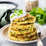 Frittelle di zucchine, uno stuzzichino delicato e appetitoso 1 frittelle di zucchine ricetta