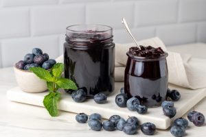 Marmellata di mirtilli senza zucchero: ricetta facile con Bimby e Fruttapec
