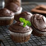 Muffin al cioccolato classici, una piccola delizia golosa 1 Muffin al cioccolato ricetta
