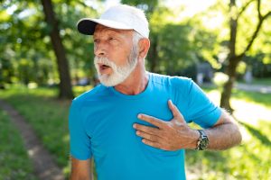 Soffio al cuore: che cos&rsquo;&egrave;, sintomi, cause, rischi e trattamenti